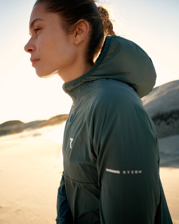 Lookbook Phantom LightShell Hooded Jacket Women 50