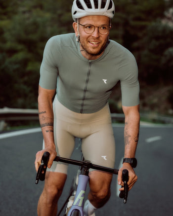 Lookbook Vela Cycling Bib Shorts Men 10