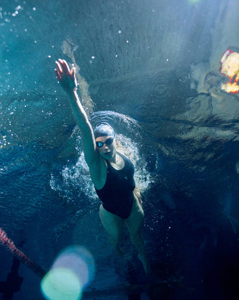 Lookbook Afire Swimsuit Women 11