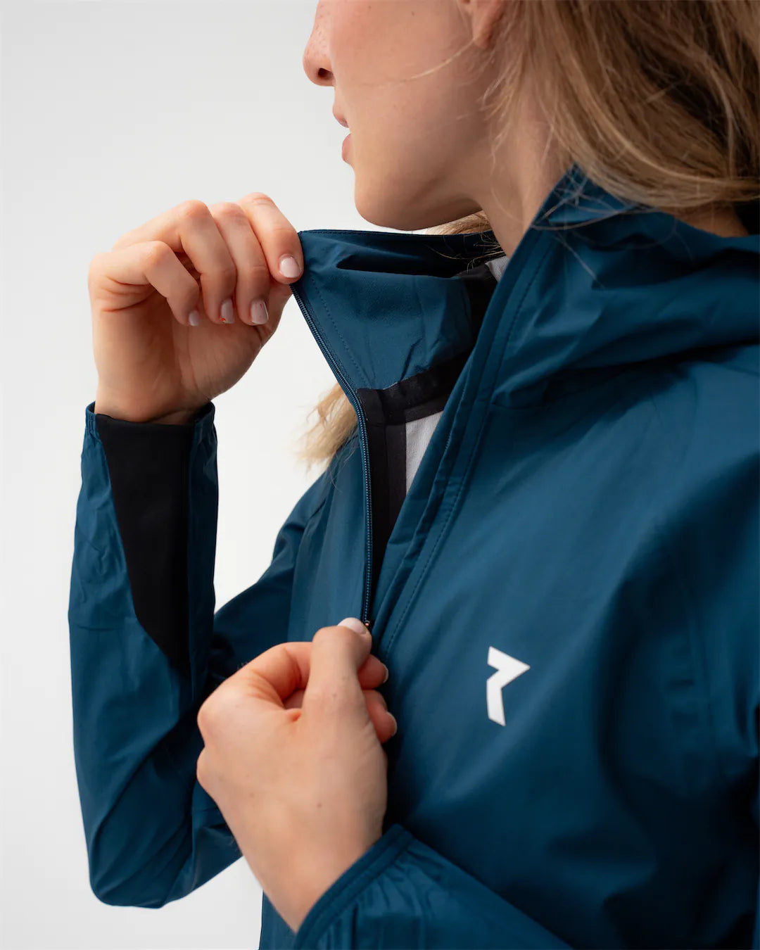 Phantom Athletic Rain Jacket Women