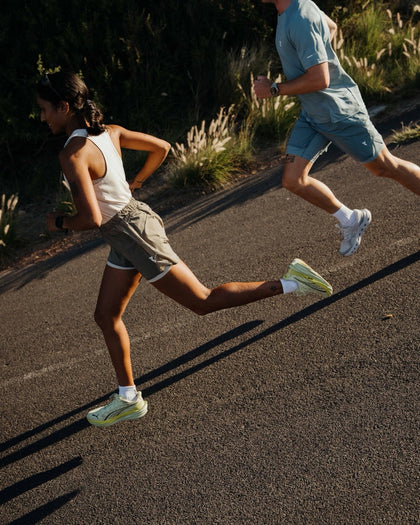 Lookbook Phantom Running 2in1 Shorts Women 25