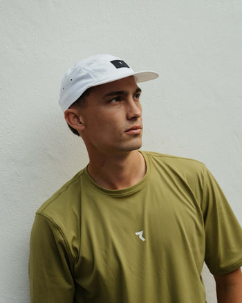 Lookbook Aura Performance Light Cap 11
