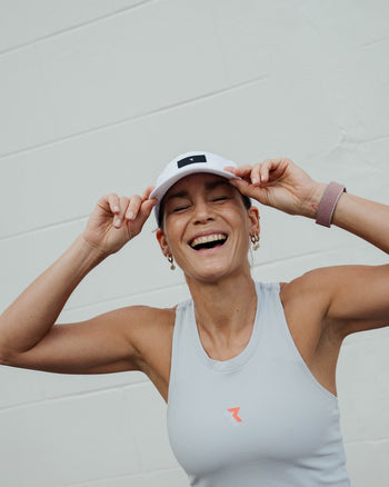 Lookbook Aura Performance Light Cap 15