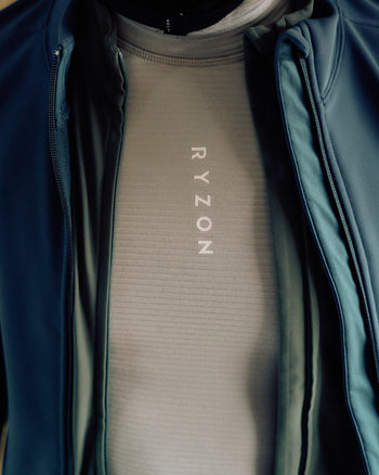 Lookbook Ritual Thermal Merino Midlayer Men 26