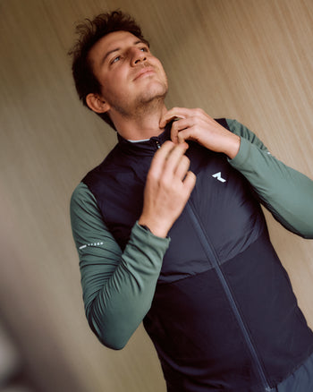 Lookbook Phantom Running Insulated Vest Men 21