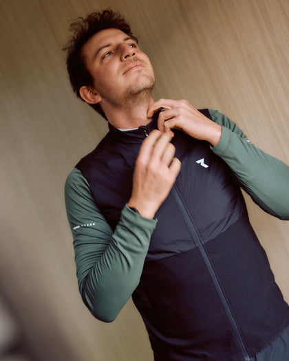 Lookbook Phantom Running Insulated Vest Men 39