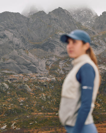 Lookbook Phantom Running Insulated Vest Women 13