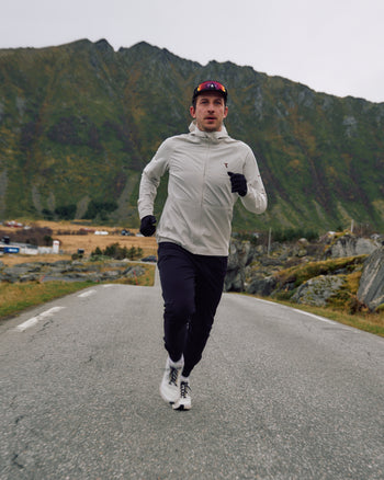 Lookbook Sonic Running Thermal Pants Men 3