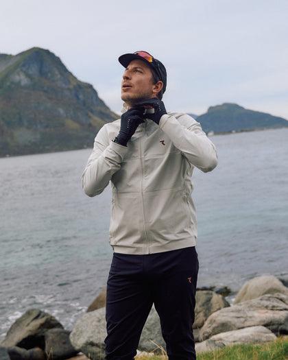 Lookbook Sonic Running Thermal Jacket Men 11
