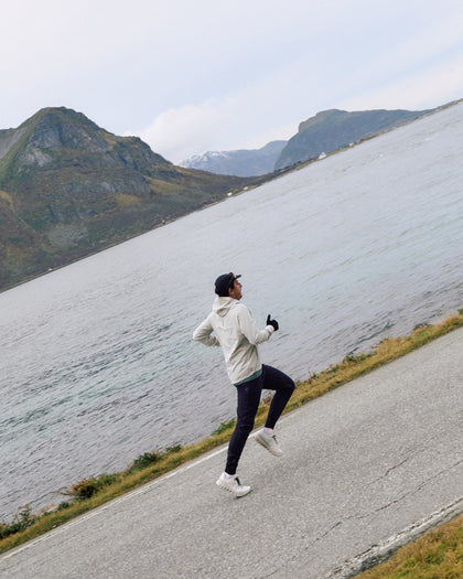 Lookbook Sonic Running Thermal Jacket Men 22