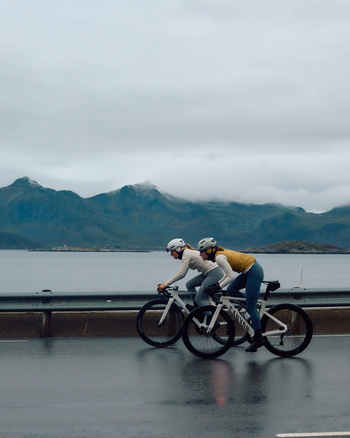 Lookbook Signature Cycling Insulated Gilet Women 41